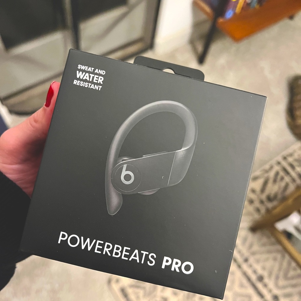 Powerbeats Pro - Black (used with original box)